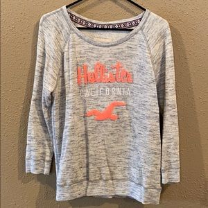 Hollister 3/4 sleeve crew/scoop sweatshirt